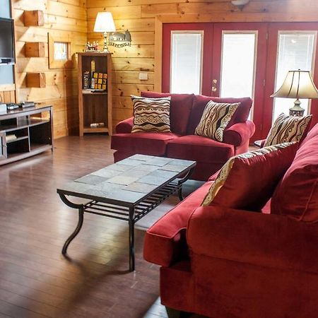 Mountain Shadows Resort ガトリンバーグ エクステリア 写真